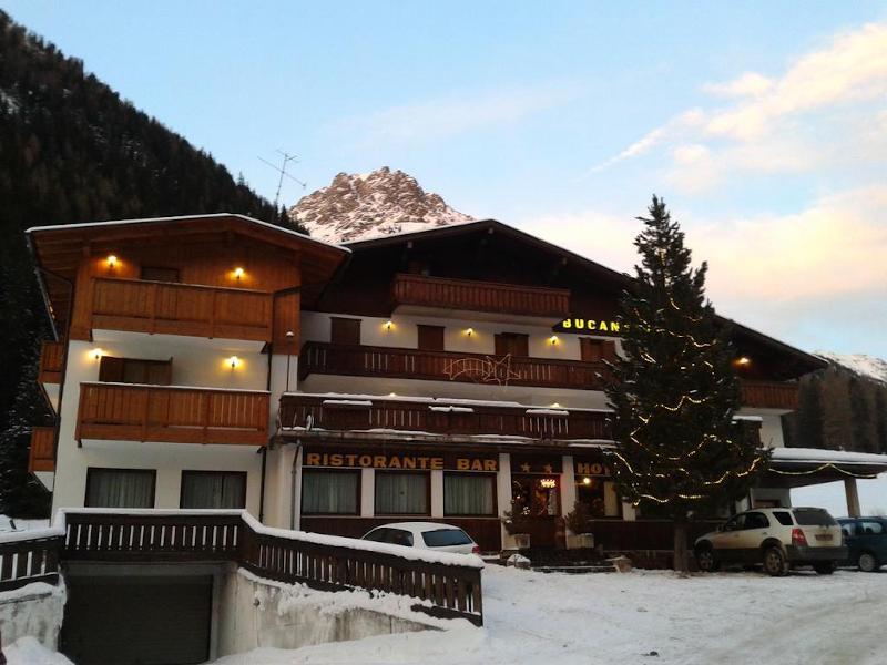 Hotel Bucaneve Moena Exterior photo